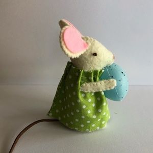 Felt  Mouse holding a Blue Egg handmade Easter  spring hand-sewn